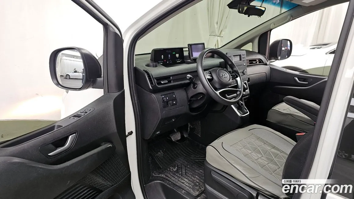 Hyundai Staria 2023 из KR, фото 8