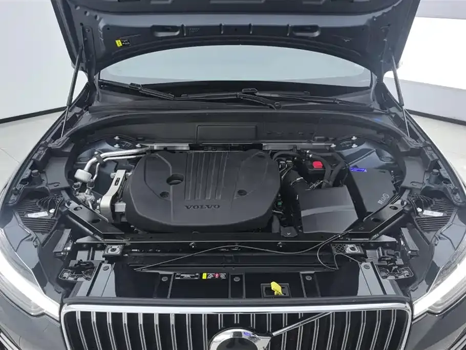 Volvo XC60 2024 из CN, фото 5