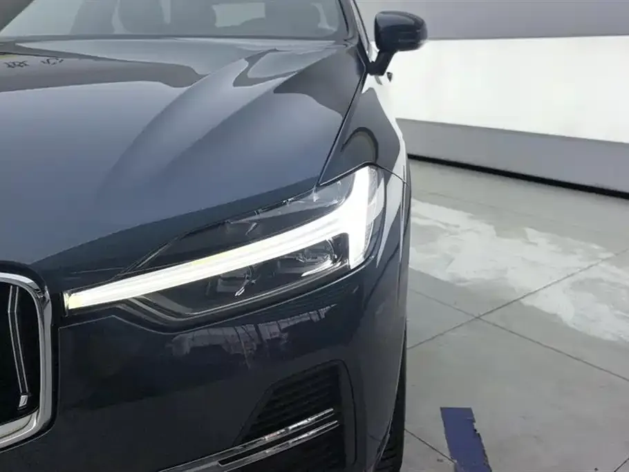 Volvo XC60 2024 из CN, фото 8