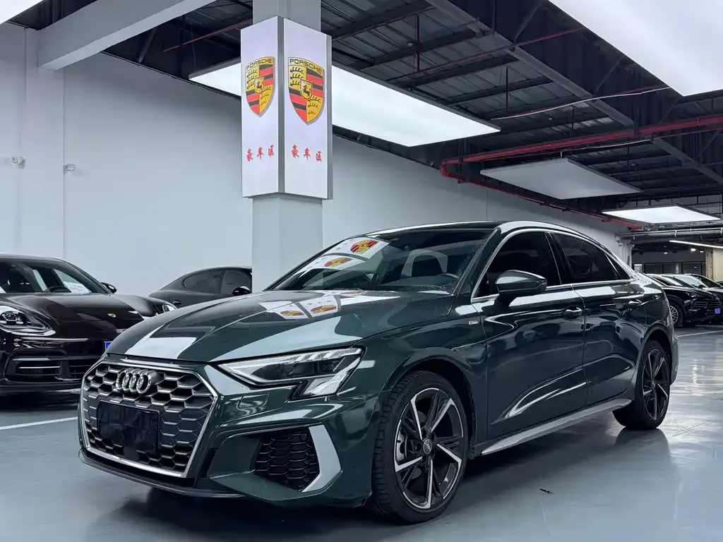 Audi A3 2021 из CN, фото 1