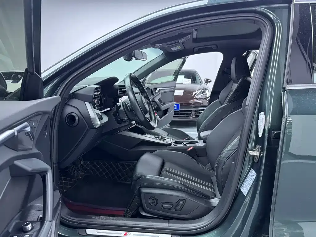Audi A3 2021 из CN, фото 8