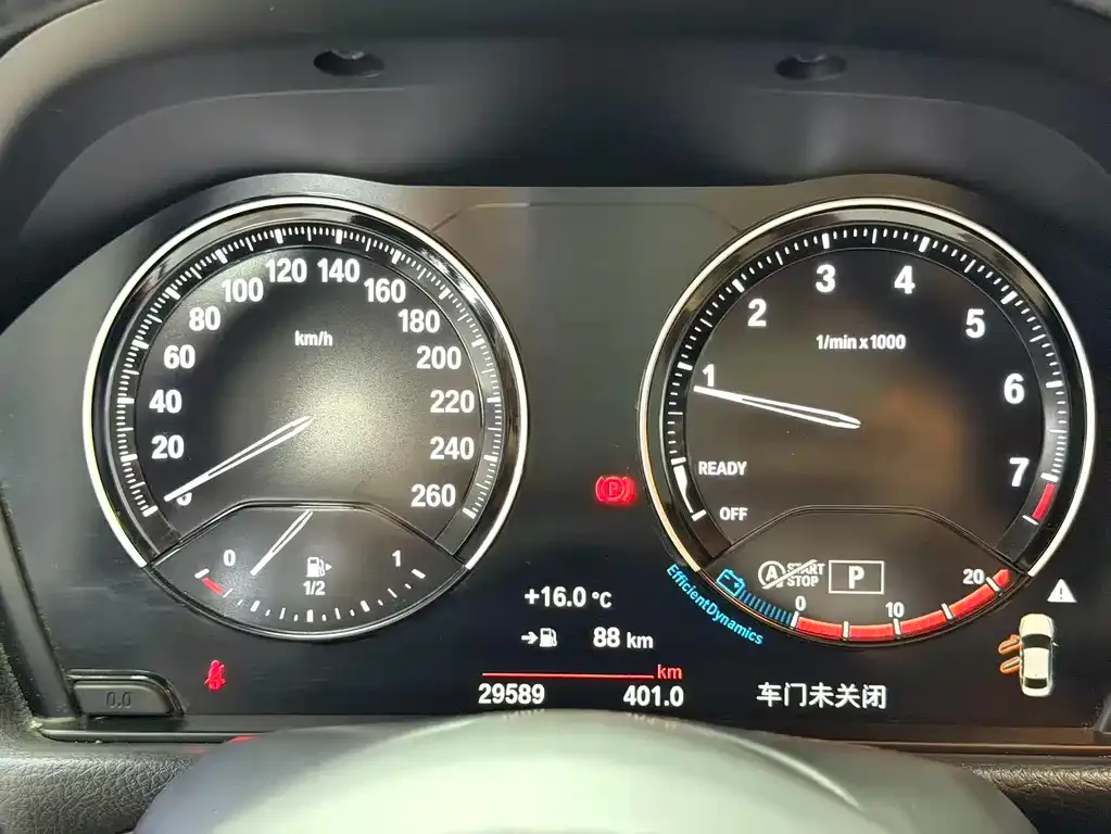 BMW 1 Series 2022 из CN, фото 4