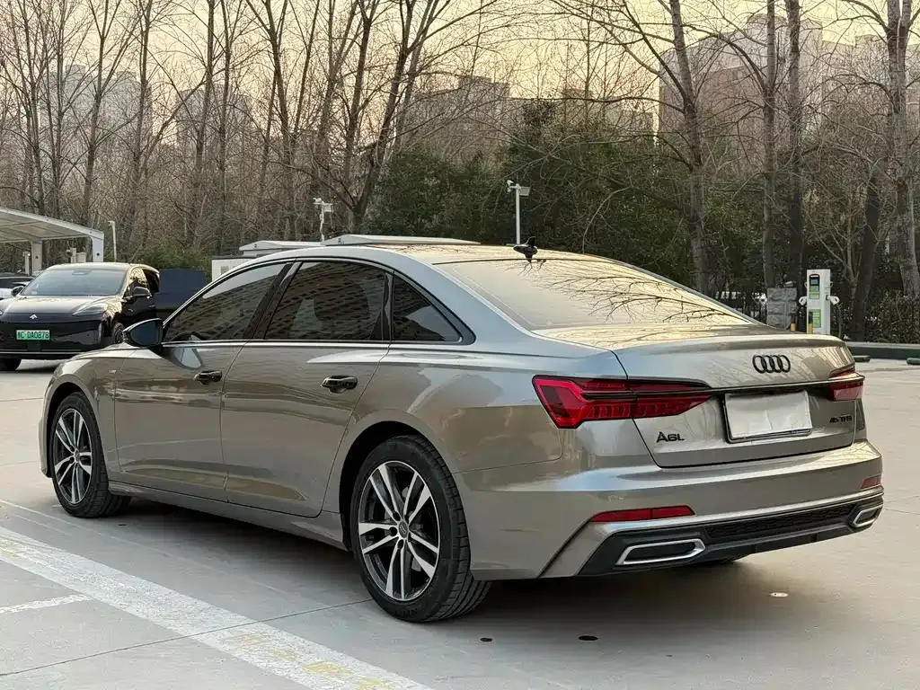 Audi A6L — фото 6