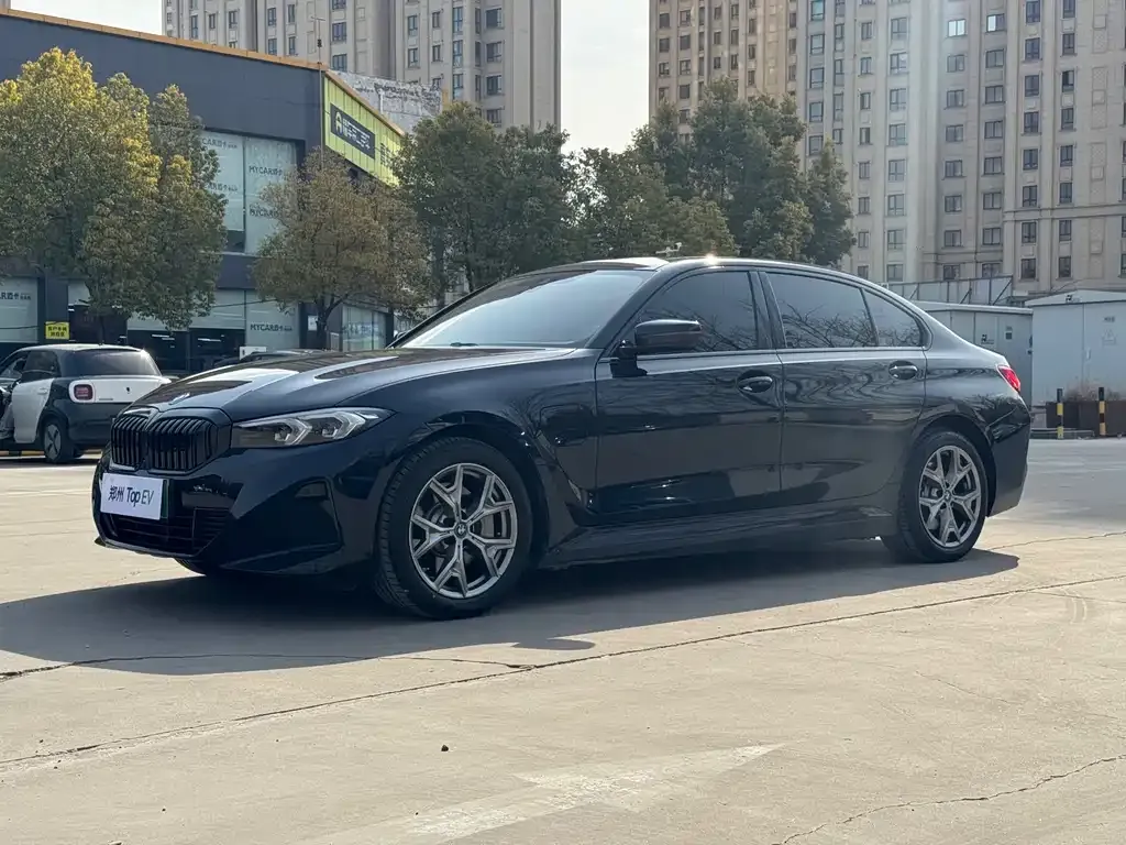 BMW i3 — фото 1