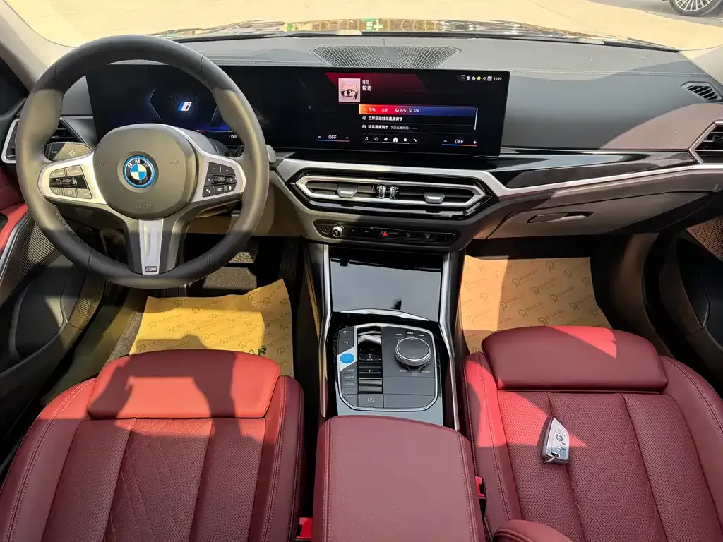 BMW i3 — фото 5