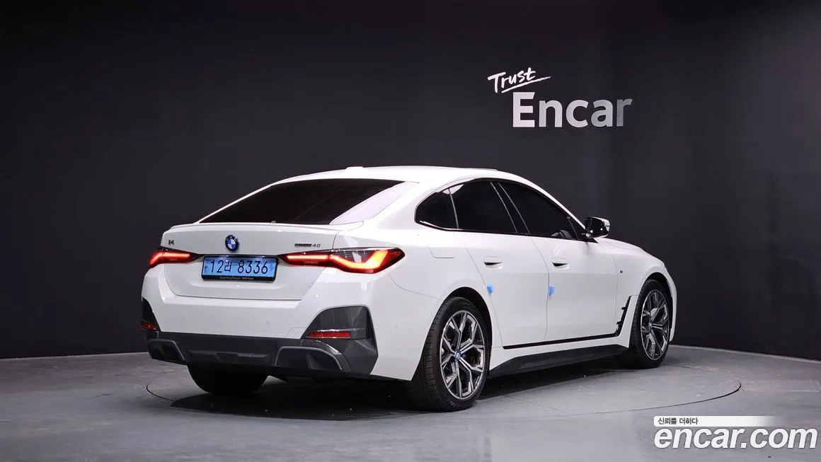 BMW i4 2023 из KR, фото 3