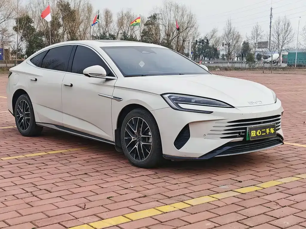 BYD Seal 07 DM-i 2025 из CN, фото 1