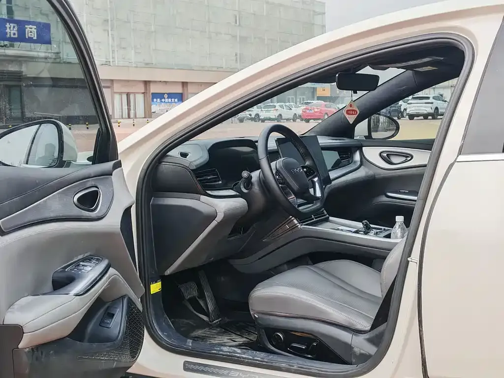 BYD Seal 07 DM-i 2025 из CN, фото 10