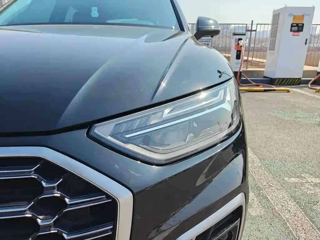 Audi Q5L 2021 из CN, фото 5