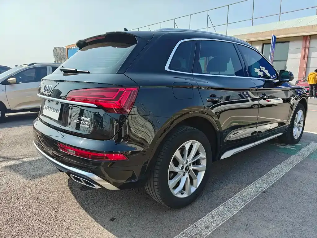 Audi Q5L 2021 из CN, фото 8