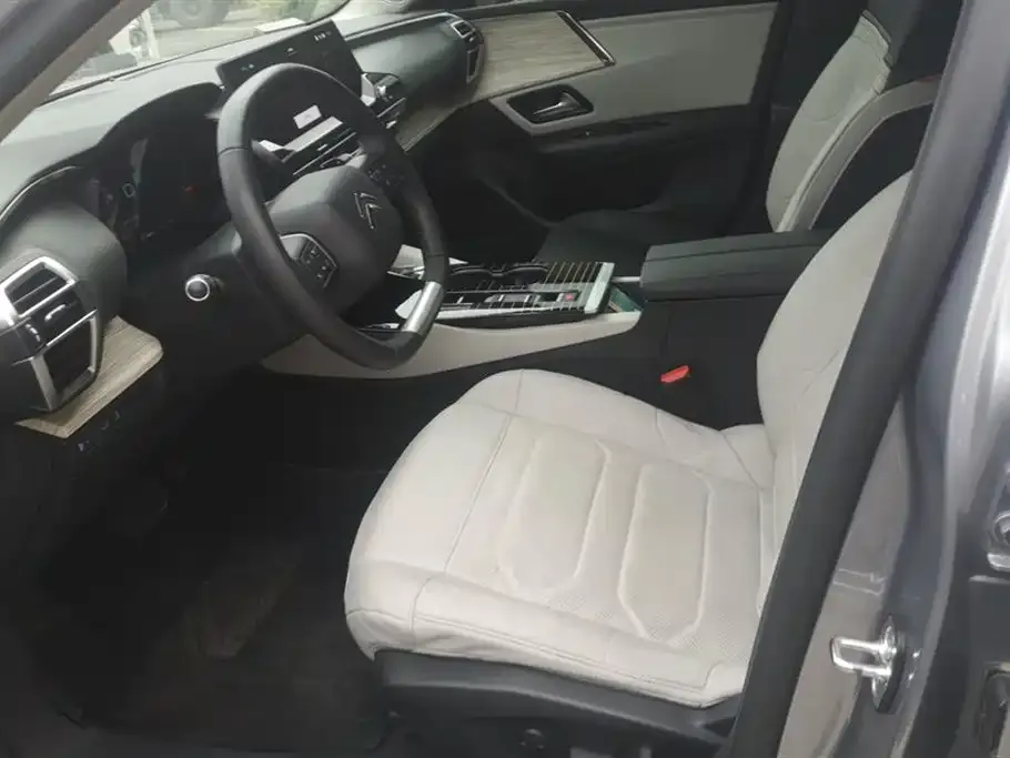 Citroen C5 X 2024 из CN, фото 5