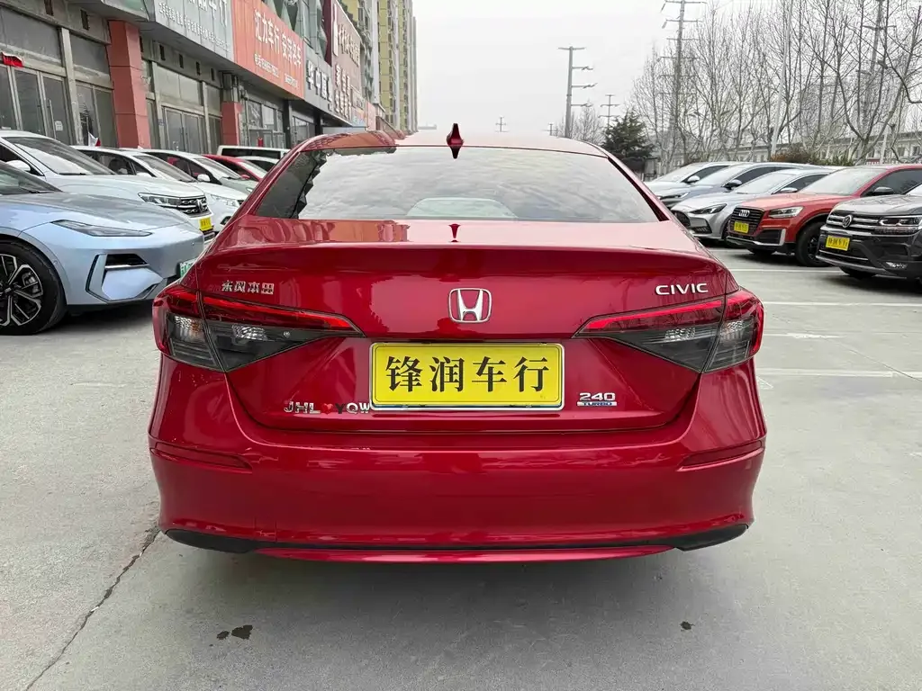 Honda Civic — фото 10