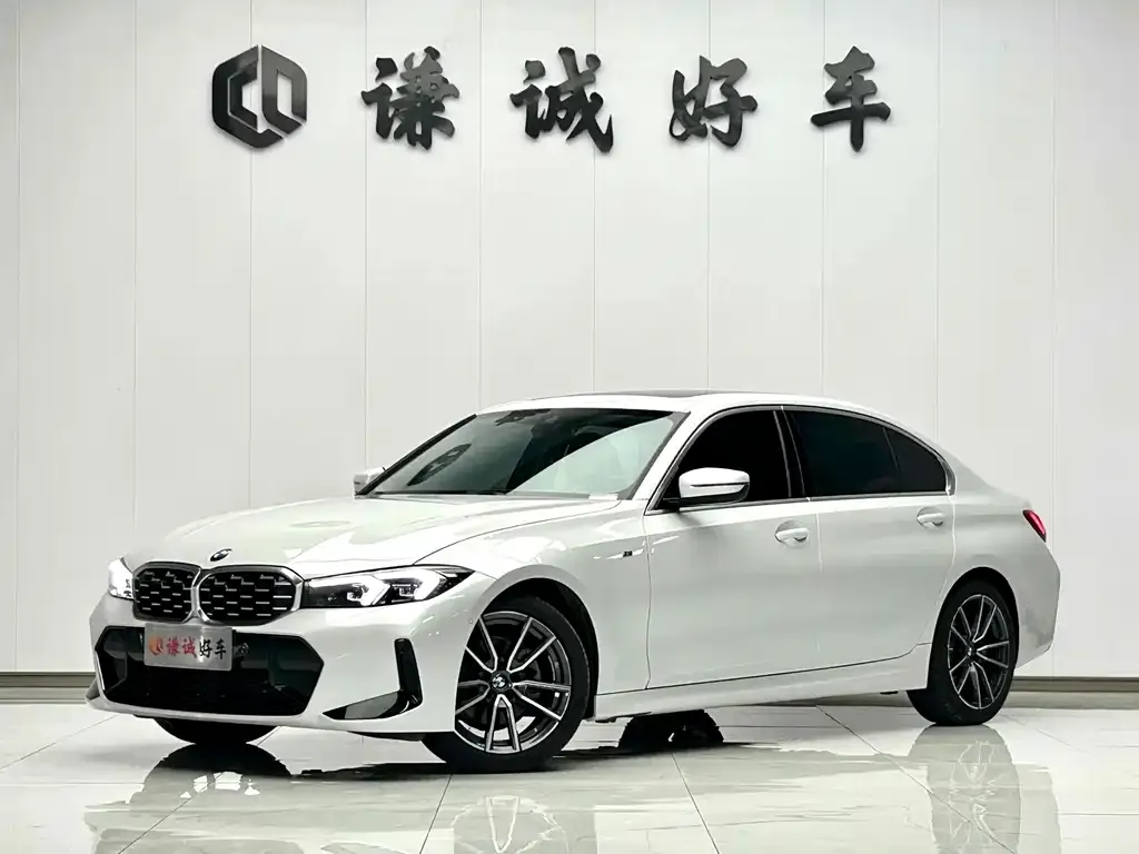 BMW 3 Series — фото 1