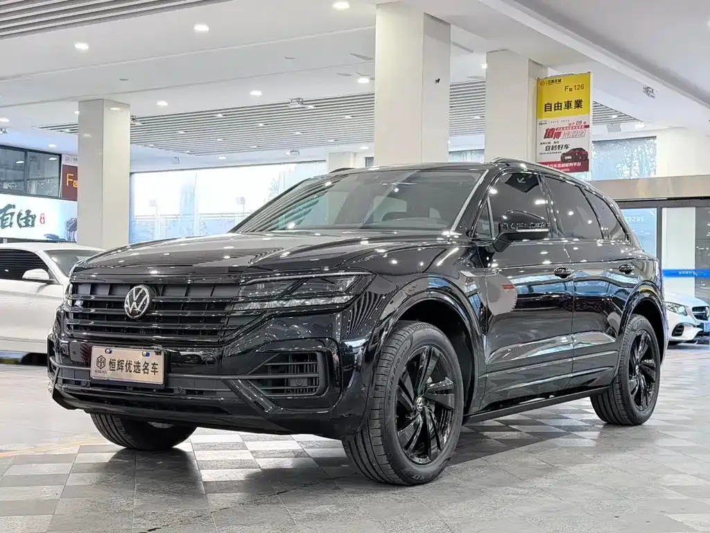 Volkswagen Touareg 2022 из CN, фото 1