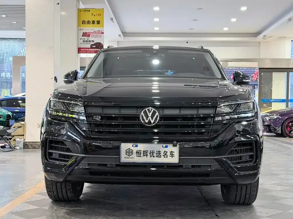 Volkswagen Touareg 2022 из CN, фото 2