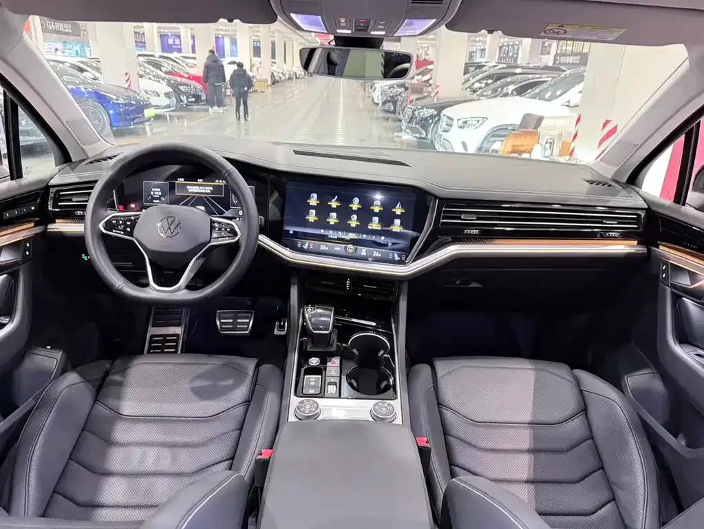 Volkswagen Touareg 2022 из CN, фото 8