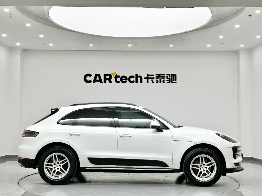 Porsche Macan — фото 8
