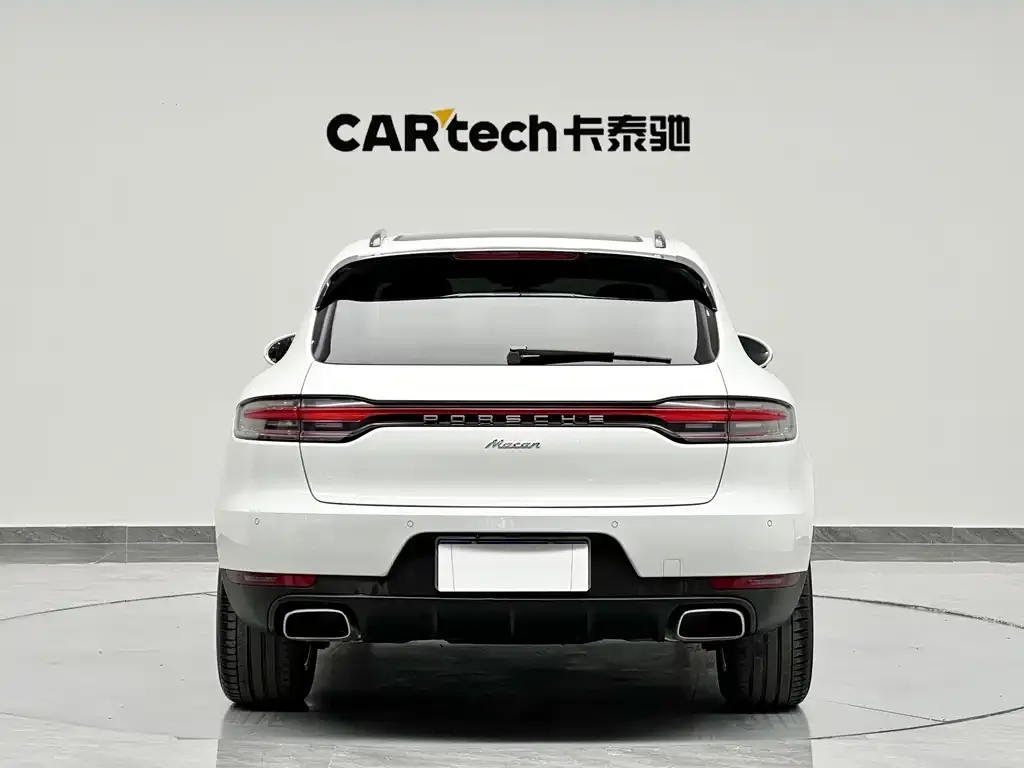 Porsche Macan — фото 7
