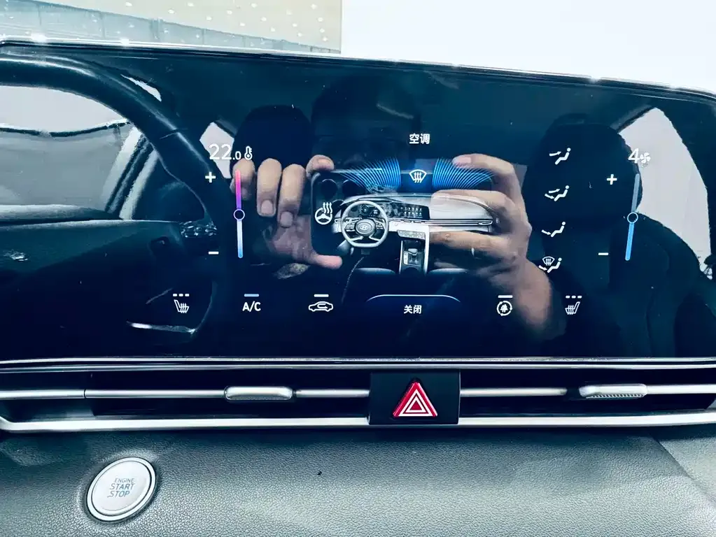 Hyundai Elantra 2021 из CN, фото 8