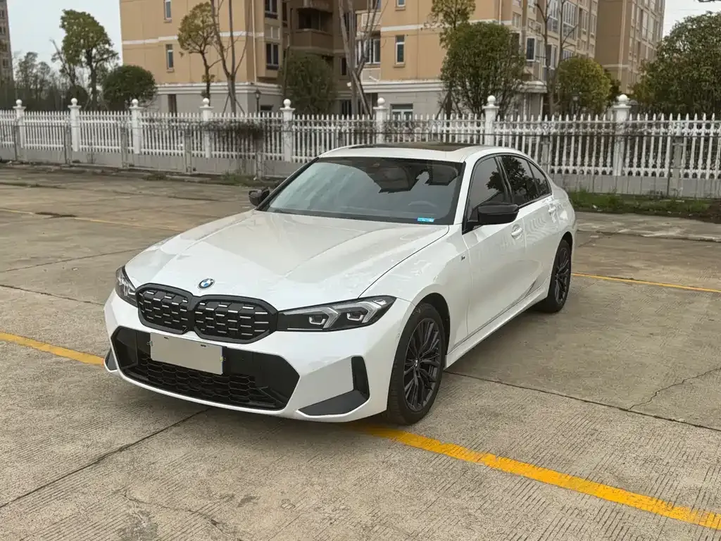 BMW 3 Series 2024 из CN, фото 1