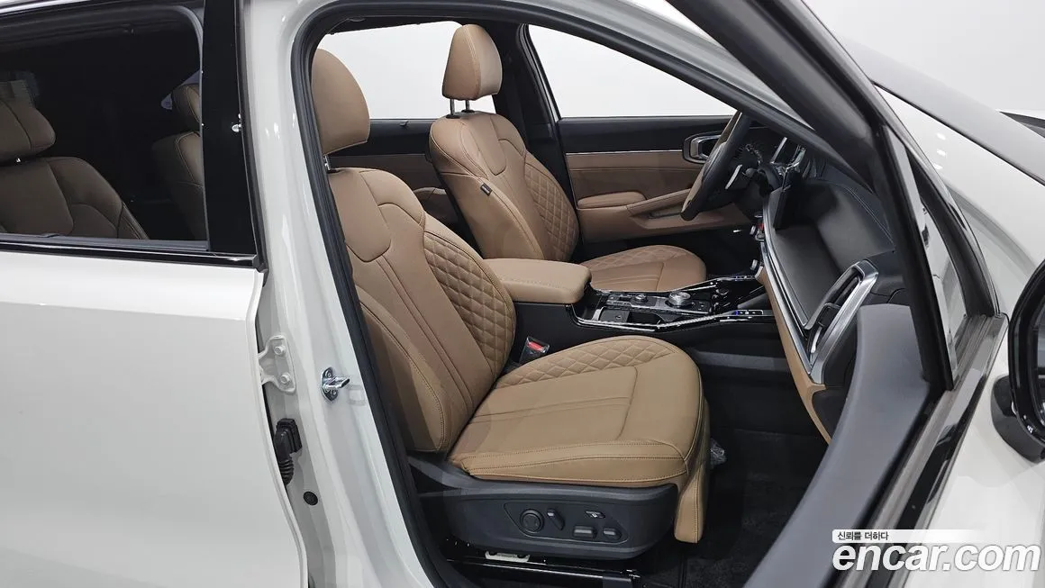 Kia Sorento — фото 8