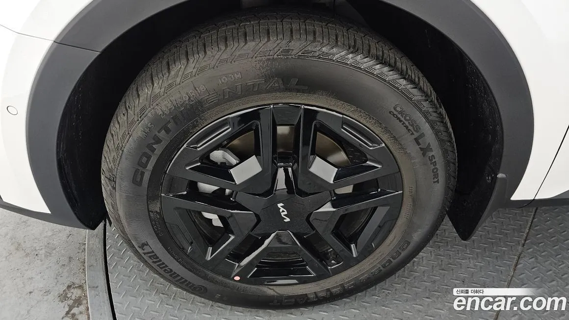 Kia Sorento — фото 10