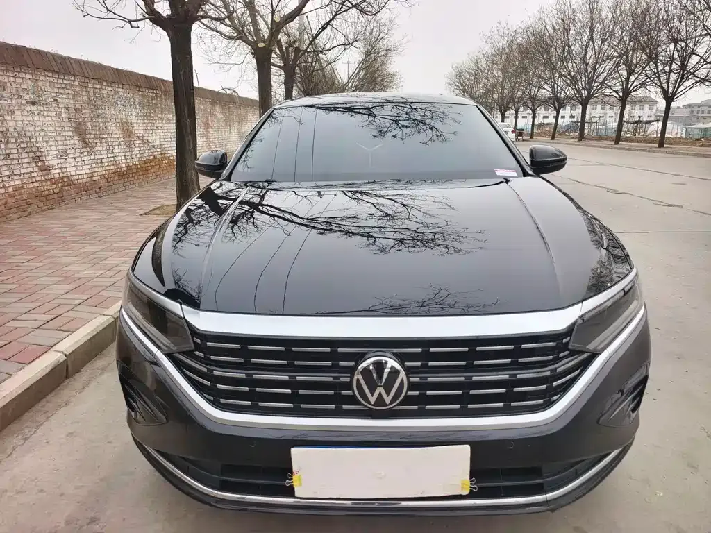 Volkswagen Passat — фото 9