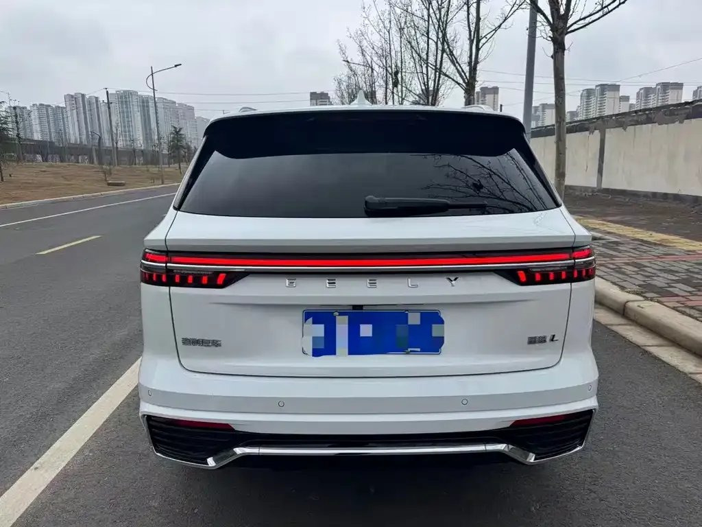 Geely Xingyue L — фото 2