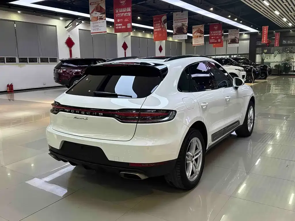 Porsche Macan — фото 6