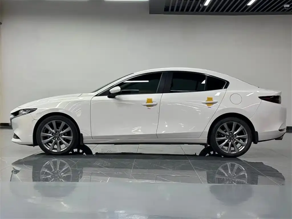Mazda 3 Axela 2021 из CN, фото 6