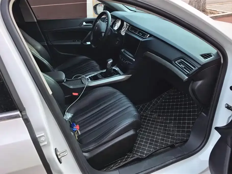 Peugeot 408 2024 из CN, фото 5