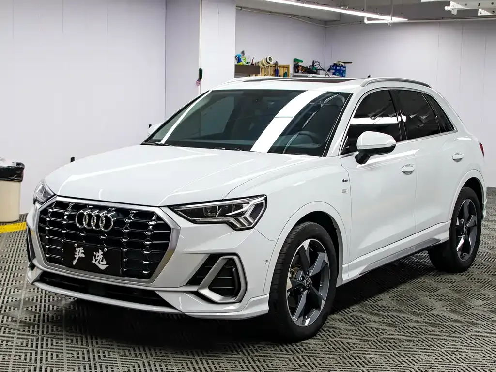 Audi Q3 2022 из CN, фото 1