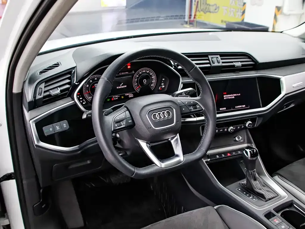 Audi Q3 2022 из CN, фото 9