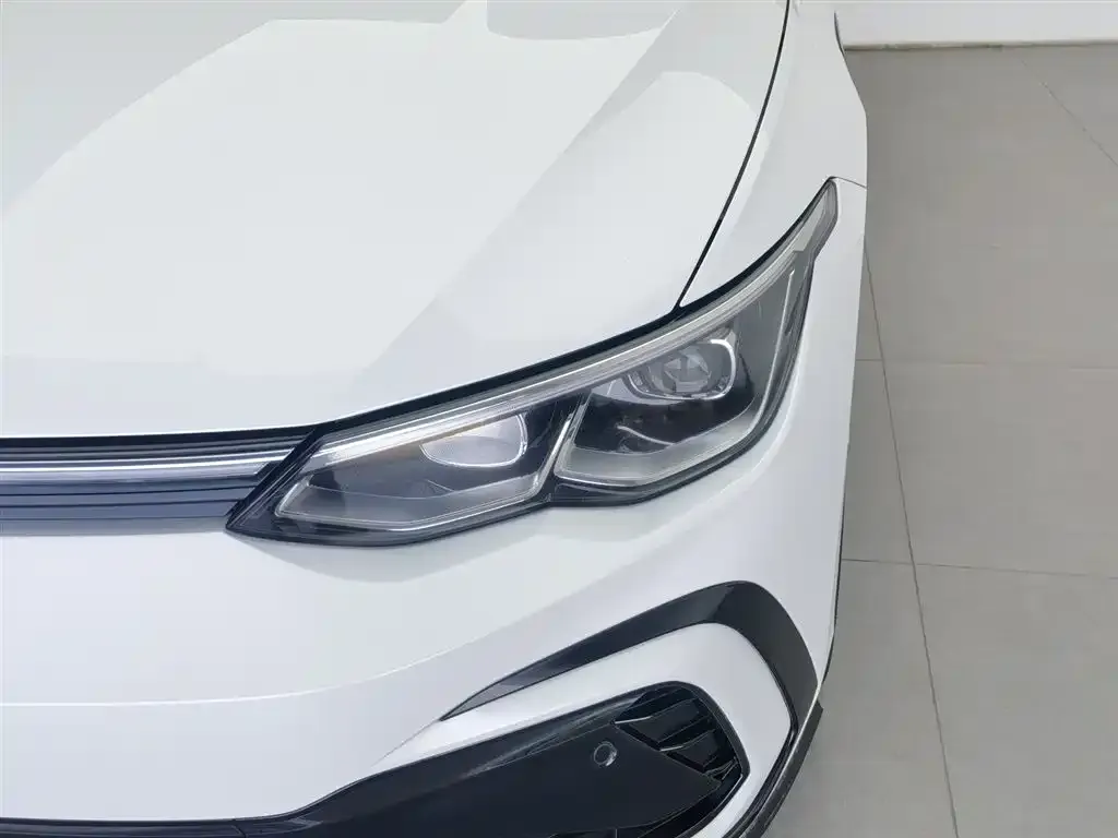 Volkswagen Golf 2021 из CN, фото 4