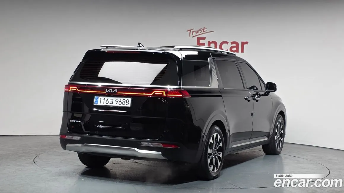 Kia Carnival 2023 из KR, фото 2