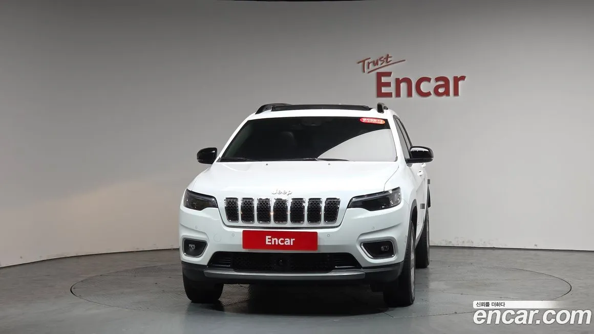 Jeep Cherokee — фото 6