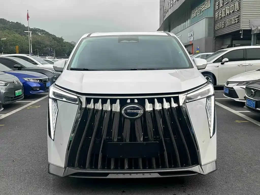 GAC Motor Trumpchi E9 — фото 9