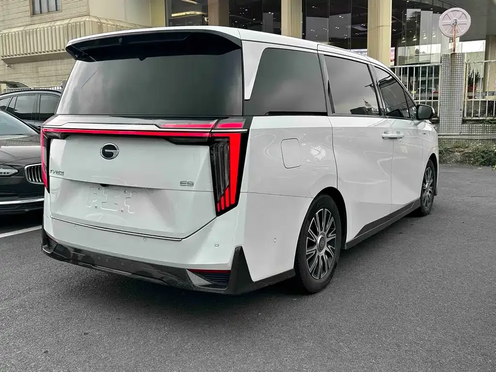 GAC Motor Trumpchi E9 — фото 7