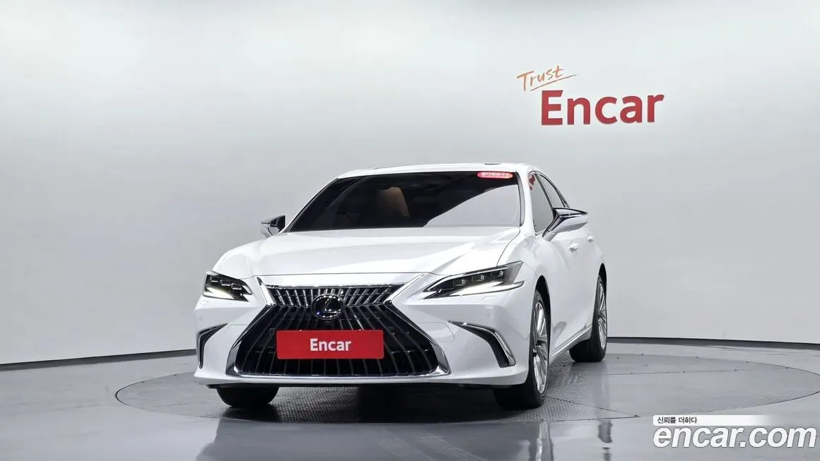 Lexus ES 2023 из KR, фото 2