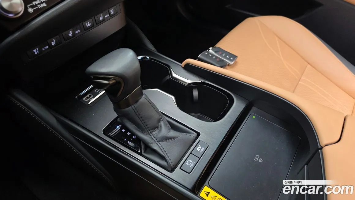 Lexus ES 2023 из KR, фото 9