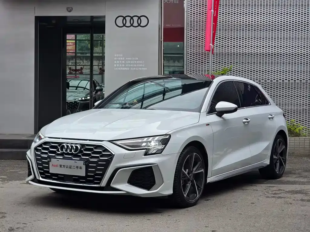 Audi A3 — фото 1