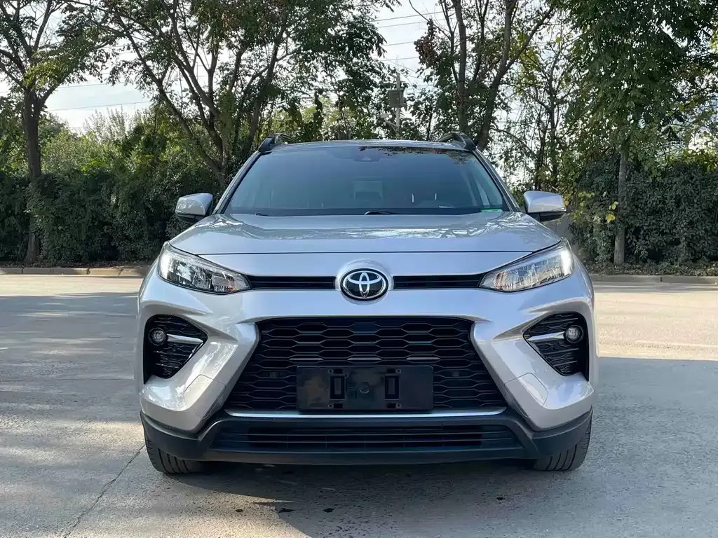 Toyota Wildlander — фото 8