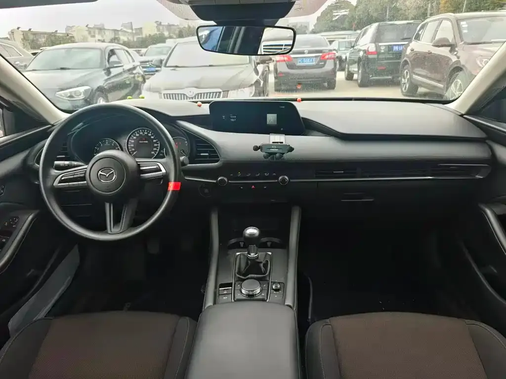 Mazda 3 Axela 2024 из CN, фото 8