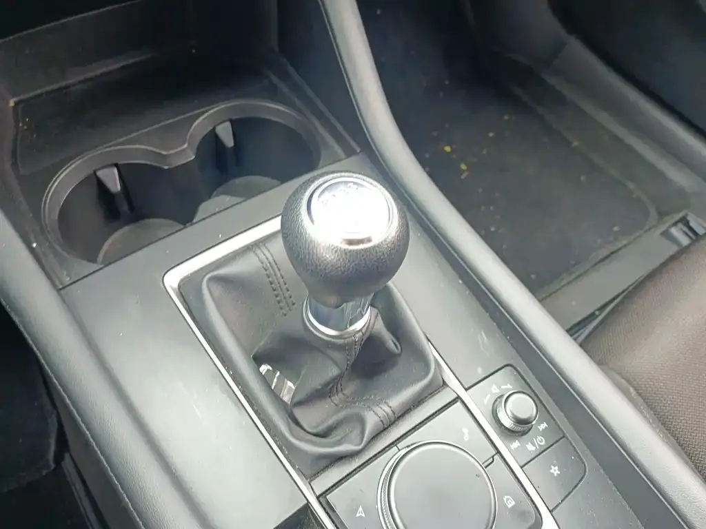Mazda 3 Axela 2024 из CN, фото 5