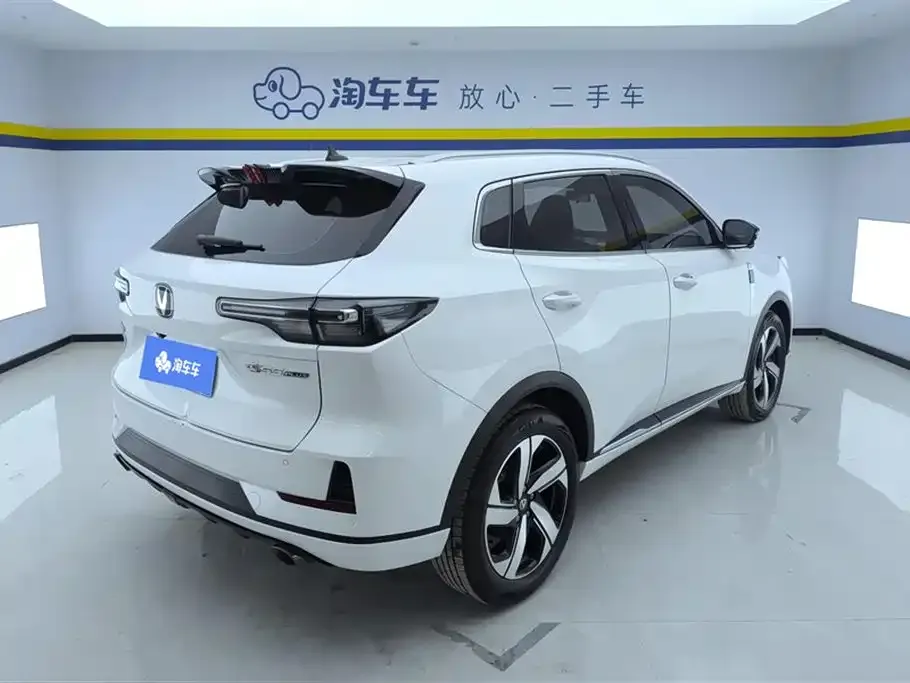Changan CS55PLUS — фото 9