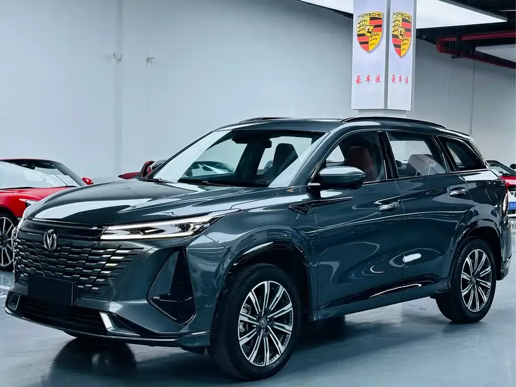 Changan CS75PLUS 2023 из CN, фото 1