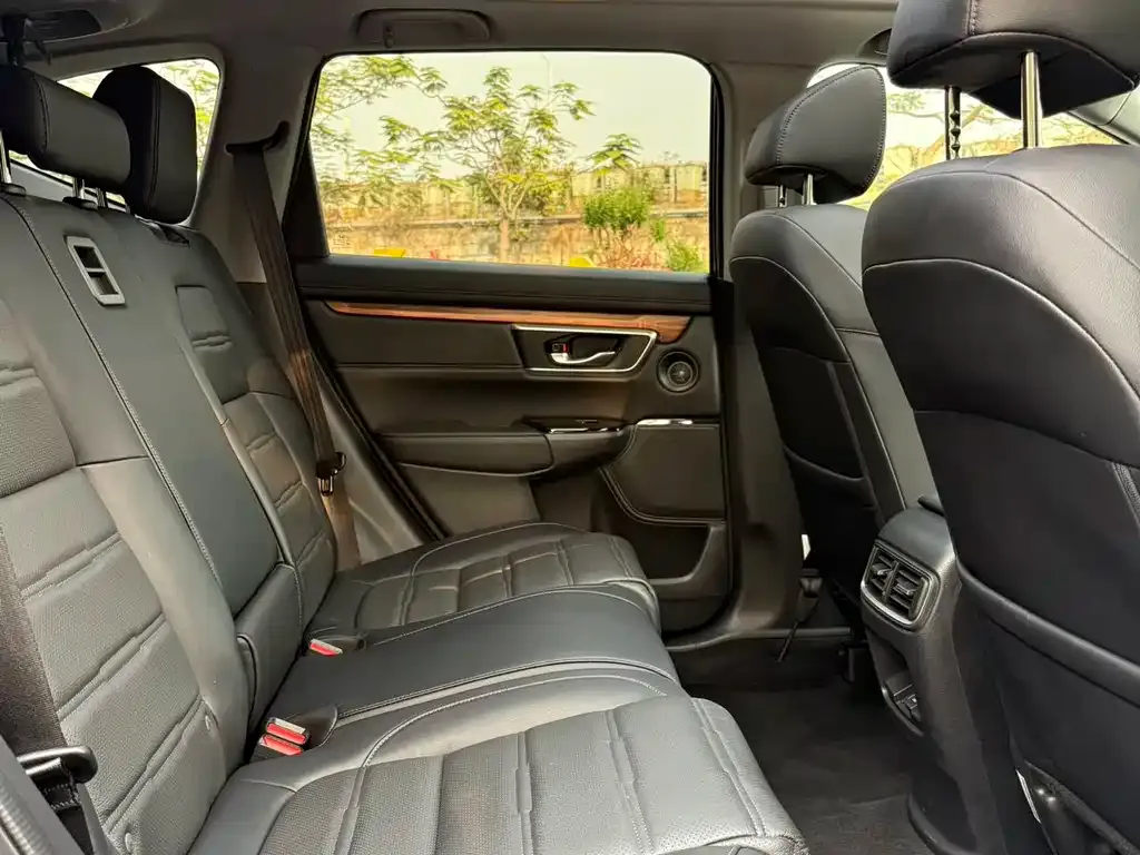 Honda CR-V 2022 из CN, фото 2