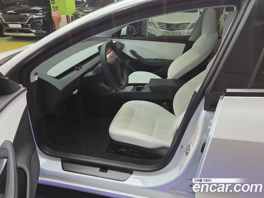 Tesla Model 3 2024 из KR, фото 4