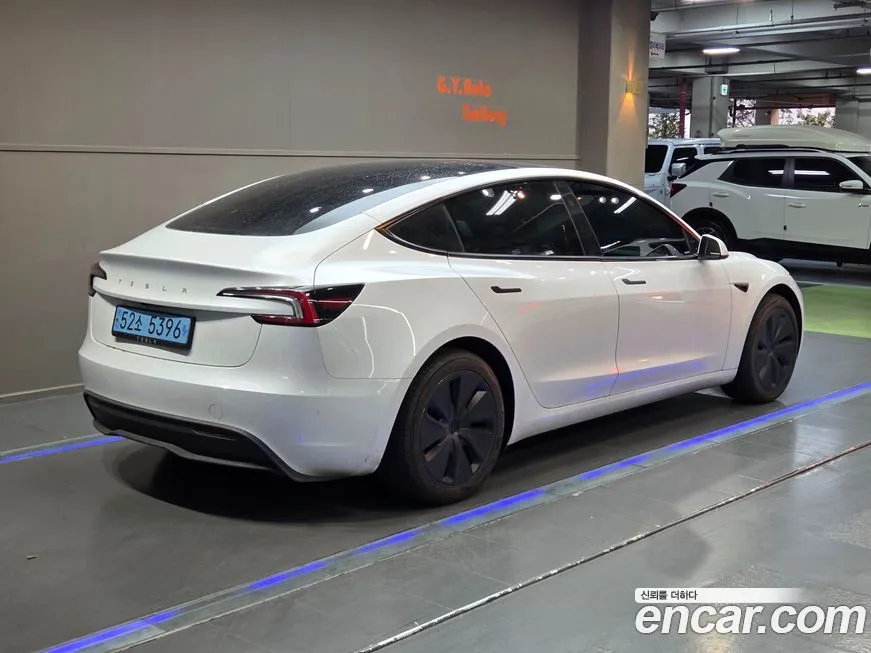 Tesla Model 3 2024 из KR, фото 5