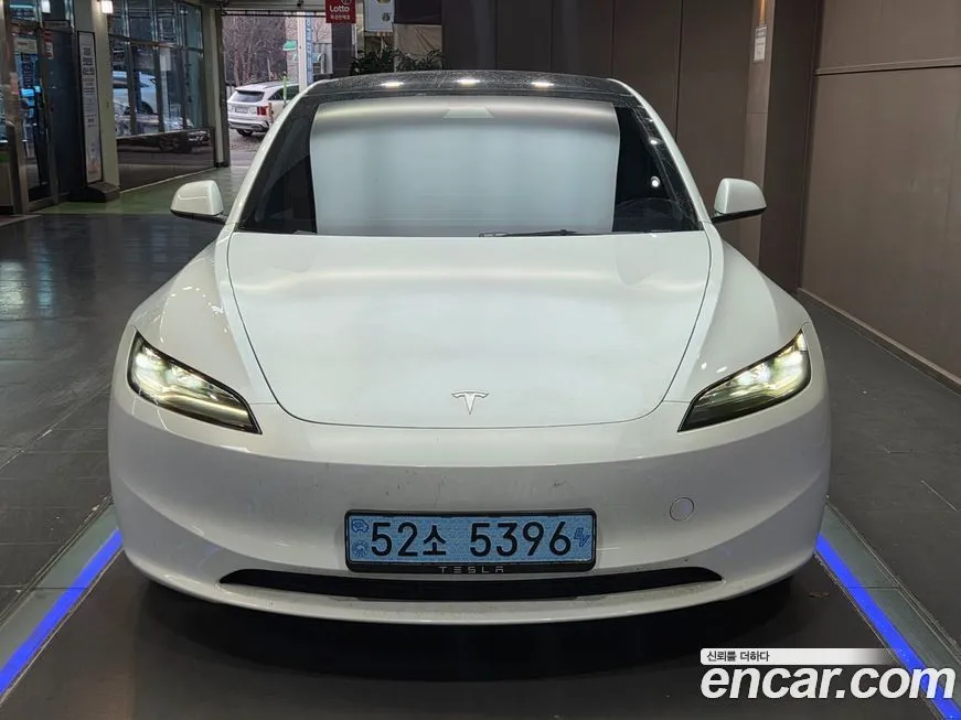 Tesla Model 3 2024 из KR, фото 8
